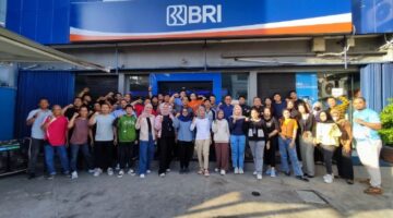Senam Bersama di Kantor, BRI KC Tanjung Duren Wujudkan Keseimbangan Hidup Kerja
