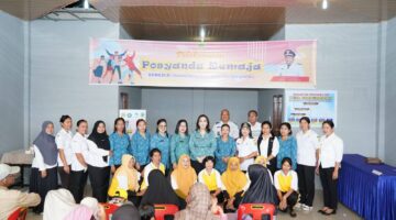 Ny. Juniatry Franc Bernhard Tumanggor Meninjau Posyandu Metode ILP 